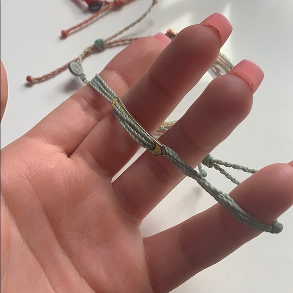 VARIETY OF PURA VIDA BRACELETS - Picture 6 of 9